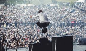 The organization also developed a mobility plan coordinated with different security forces and authorities to guarantee staggered access for attendees. Los Conciertos De O Son Do Camino 2021 Raphael Melendi Vetusta Morla