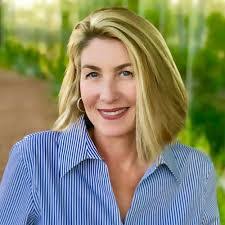 Michelle Luc's Instagram, Twitter & Facebook