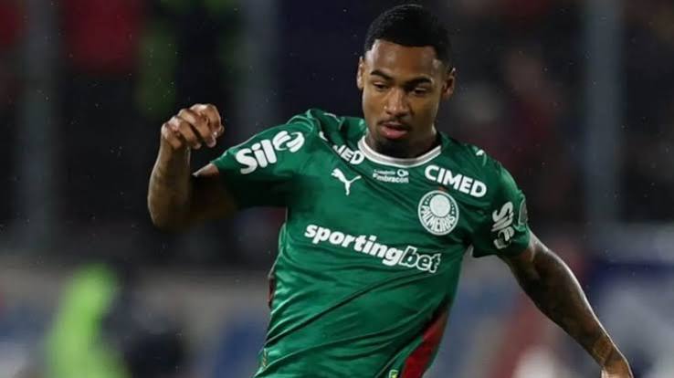 Palmeiras acerta venda do atacante Allan por R$ 240 milh&otilde;es ao Manchester City