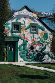 This post will display 20 unusual garden ideas that will show you how to create a beautiful and decorative garden even if you don't have enough space. Dzin Iranje S Pk Must Visit Lokacija A Most Unusual Garden