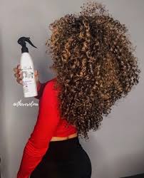 As the name suggests, the tresemmé keratin smooth heat protection shine spray is infused with keratin, helping to tame frizz and boost smoothness, making it one of the best hair heat protectants for girls with curls or natural hair. Refresh Detangle Spray Colored Curly Hair Highlights Curly Hair Curly Hair Styles Naturally