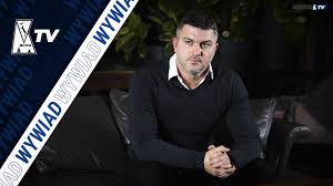 Futbola polonia varşova takımında başlamış ve avrupa'nın çeşitli liglerinde görev almıştır. Motor Lublin Michal Zewlakow Dyrektorem Sportowym Facebook