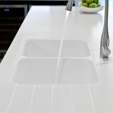 Mineralwerkstoff Arbeitsplatte Aspen Glacier Ag612 Staron Marmor Fur Kuchen Weiss