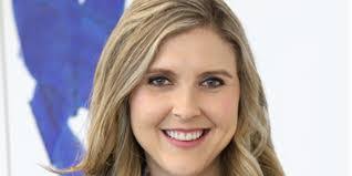 Amy Moffitt's Instagram, Twitter & Facebook