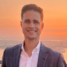 Darren Yau's Instagram, Twitter & Facebook