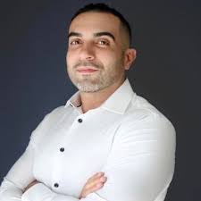 Rolando Caraballo's Instagram, Twitter & Facebook