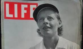 Bronwyn Olsen's Instagram, Twitter & Facebook