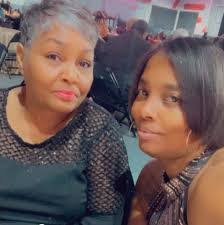 Derrick Triplett's Instagram, Twitter & Facebook