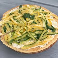 Laurent Mariotte On Instagram Il Va Faire Chaud Les Jours Prochains Riche En Eau Et Croquante J Ai Appele La Courgette A La Rescousse Dans Une Tarte Fine