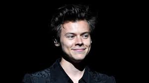 10 years of harry styles' hair: Harry Styles Fans Are Losing It Over His New Hair See The Pic Entertainment Tonight