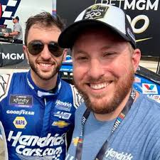 Chris Strausbaugh 🇺🇸🏁 ✭ (@ChrisStraus24)