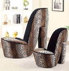 One (1) high heel shoe chair. Kaip Analogas Turbina Heel Chair Yenanchen Com