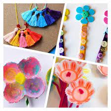 Merci aux fan de ma page facebook pour toutes ces idées de décoration, pliage et découpage pour la fête des mamans. 1001 Tutoriels Et Idees Diy De Cadeau Fete Des Meres Maternelle