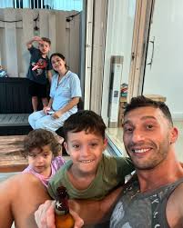 I feel so sad 😞 no one tells me congratulation🥳 I think no one care about  me anymore