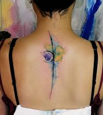 2021 © belotti variatori s.r.l. Rucken Tattoo Vierblattriges Kleeblatt Farbig Lila Herz Weibliche Tattoo Motive Die Als Kl Beeindruckende Tattoos Aquarell Tattoo Watercolor Tattoo Flower