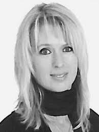 Lisa Wetzler's Instagram, Twitter & Facebook