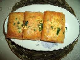 Bricks Au Thon Pomme De Terre Et Oeuf Recette Ptitchef En 2020 Recette Brick Thon Recette Poisson Pomme De Terre