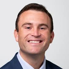 Travis Vest's Instagram, Twitter & Facebook