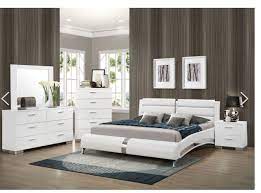 Jeremaine Glossy White Upholstered King Platform Bed Modern Bedroom Furniture Master Bedroom Set Modern Bedroom Set