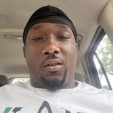 Rob Gaines's Instagram, Twitter & Facebook