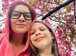 Margo Rush's Instagram, Twitter & Facebook