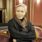Nicole croisille délaisse son rêve de devenir danseuse classique et suit des cours de dactylographie pendant son adolescence. Nicole Croisille Biographie News Photos Et Videos Tele Loisirs