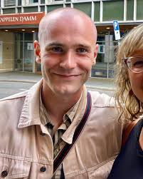 Behind the scenes of Tarjei & Henrik's Interview Magazine shoot in 2017.  🖤🤍 📷 Via Marina Andersson . . . #skam #skamnorway #evak #isak  #isakvaltersen #evenbechnæsheim #isakandeven #evenandisak #isakxeven  #evenxisak #gaylovestory #isakyaki #