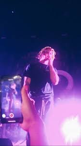 We offer an extraordinary number of hd images that will instantly freshen up your smartphone or computer. Elenadistefano Trippie Redd Concert Vsco Purple Aesthetic Trippie Redd Aesthetic Pictures