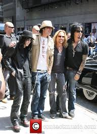 Outside The Ed Sullivan Theater For The Late Show With David Letterman Nikki Sixx Mick Mars Tommy Lee Motley Crue