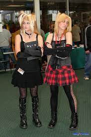 Misa Vs Misa By Uchia Sakura On Deviantart Misa amane halloween prelude cosplay mv. misa vs misa by uchia sakura on deviantart