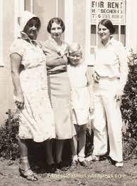 It S The 1930s The Woman On Far Right Is Wearing Trousers Her Mother Far Left Wears A Sunbonnet Older Woman Outfit Conservative Dresses Women