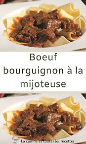 Boeuf Bourguignon A La Mijoteuse En 2020 Boeuf Bourguignon Mijoteuse Recette Boeuf Mijoteuse