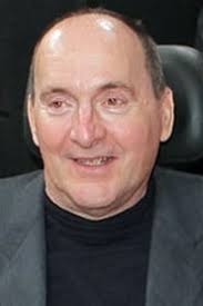 A descendent of both the ducs pozzo di borgo and the marquises de vogue, he is the former director of pommery champagnes (lvmh). Philippe Pozzo Di Borgo Binge Bit