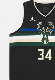 The latest stats, facts, news and notes on giannis antetokounmpo of the milwaukee. Nike Performance Nba Milwaukee Bucks Giannis Antetokounmpo Unisexboys Statement Swingman Vereinsmannschaften Black Schwarz Zalando De