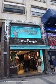 Champs Elysees Paris Vitrines Facades De Noel 2014 Jeff De Bruges Champs Elysees Noel 2014 More Http Champs Elysees Paris Paris Website Champs Elysees