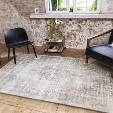 vintage vloerkleed classic creme is een vloerkleed met een neutrale mooie kleur vintage look met een pr vloerkleed woonkamer vloerkleed vloerkleed okergeel