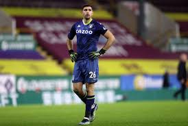 Que la pasión te lleve a la gloria. Aston Villa Goalkeeper Emi Martinez Passed Fit After Injury Scare Shropshire Star