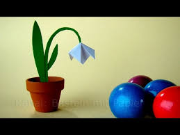 Lll hier.mit dem marmorierverfahren macht das basteln an ostern spaß, ohne mühselig zu werden. Blumen Basteln Mit Papier Schneeglockchen Blute Falten Bastelideen Fur Ostern 2021 Youtube