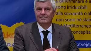 Presenti al palazzo del governo, oltre al prefetto maria carmela librizzi, l'assessore regionale alla salute ruggero razza, il sindaco di messina cateno de. Pierobon Fuori Dalla Giunta E Si Dimette Comitato Legalita Dell Assessorato All Energia Blogsicilia Ultime Notizie Dalla Sicilia