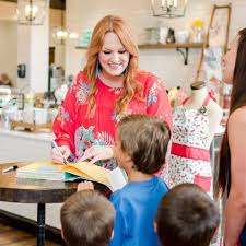 It's just a few days before christmas, and ree drummond is making a slew of christmas goodies as gifts. The Pioneer Woman Mercantile Verified Page Facebook