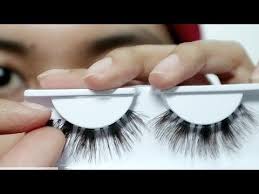 Cara Pakai Bulu Mata Palsu Untuk Pemula Dengan Tangan Youtube Bulu Mata Bulu Mata Palsu Produk Makeup
