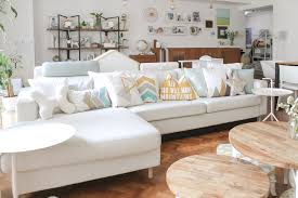 Sewa sofa minimalis sewa sofa jakarta penyewaan sofa minimalis rental sofa jakarta single usaha sewa sofa kami suda tervertiification oleh pihak google artinya sudah terjamin keaslian. Scandinavian Design Home By A Filipino In Manila Ideas To Learn For Simple Living Chuzai Living