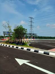 Pemilik lebuh raya ini, wce holdings berhad amat bergiat dan fokus kepada pelaksanaan projek lebuhraya pantai barat bernilai rm6 bilion oleh anak syarikat west coast expressway sdn bhd, sebuah syarikat iso9001: Perak Kini Lebuhraya Persisiran Pantai Barat Wce Facebook