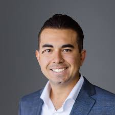 Lisa Budinger's Instagram, Twitter & Facebook