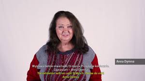 Gwiazda niedługo skończy 67 lat, a już ćwierć wieku pojawia się na scenie i nic nie wskazuje na to, by w najbliższym czasie miało się to. Anna Dymna Zaprasza Na Wystawe Wieslawa Dymnego Jestem Ranny Czlowiek Pisarz Aktor Malarz Youtube