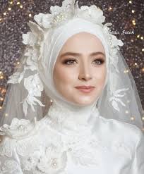 sadia lee (sadiaonwan)