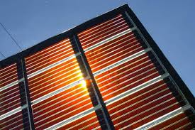 Avec quelques connaissances et un peu d'aide, il vous sera tout à fait possible de définir si votre projet est rentable. Le Jour Se Leve Pour Des Panneaux Solaires Revolutionnaires La Presse