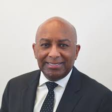 Meet Our Front Desk & Concierge Service Team