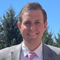 Christopher Thiele's Instagram, Twitter & Facebook