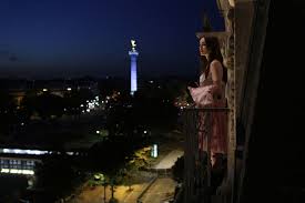 Coming to america filming locations. Where Is Netflix S Emily In Paris Filmed Emily In Paris Filming Locations
